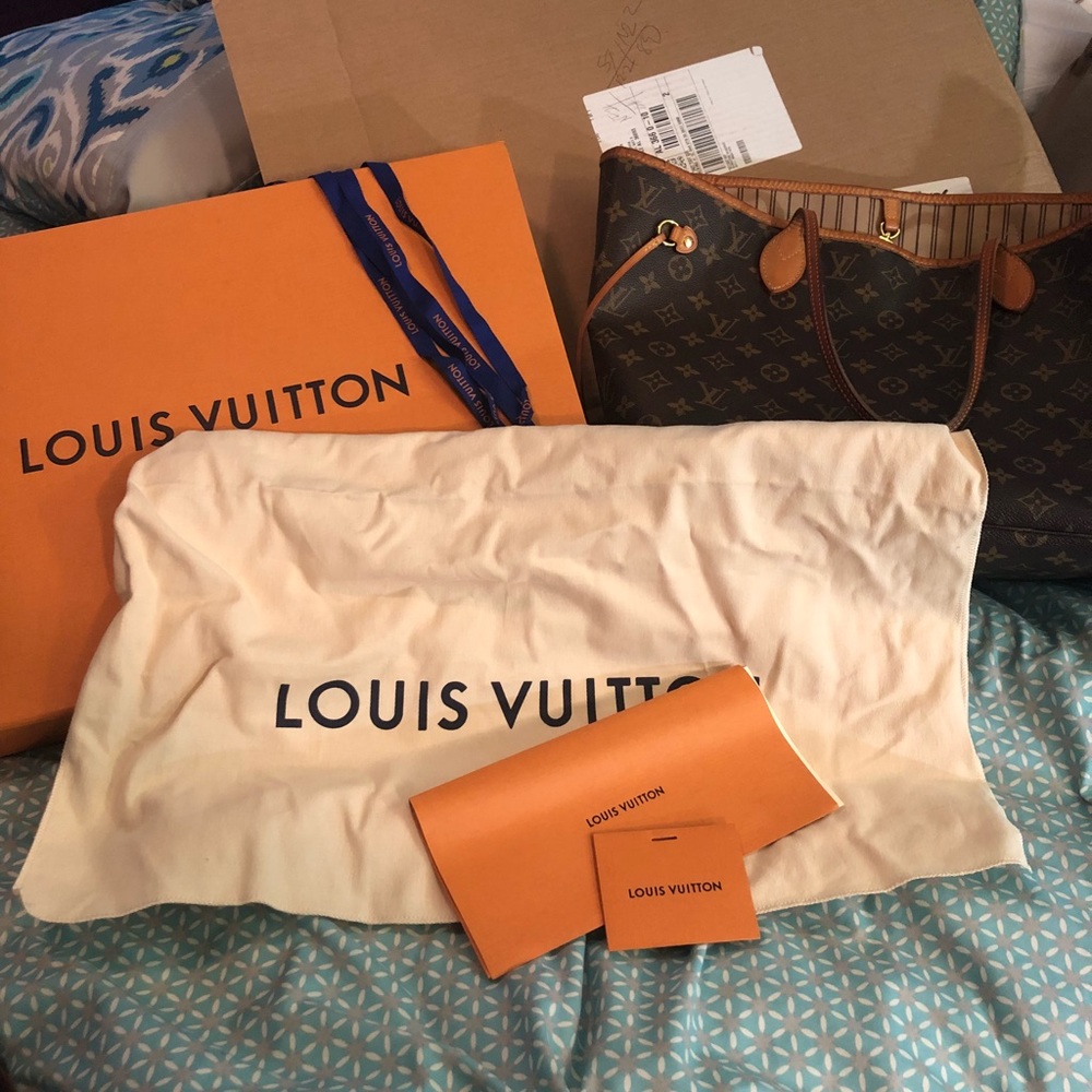 Authentic LV PM